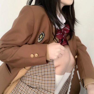 我想变成鸟,所以跳起来